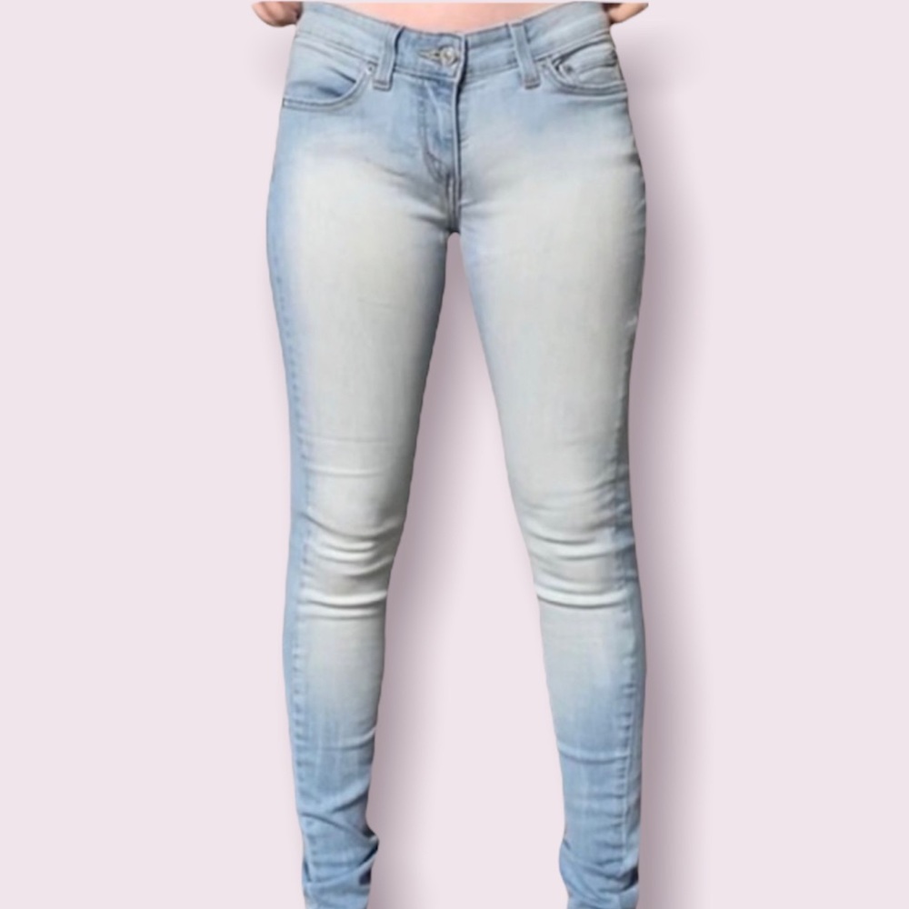 Denim Levi jeans